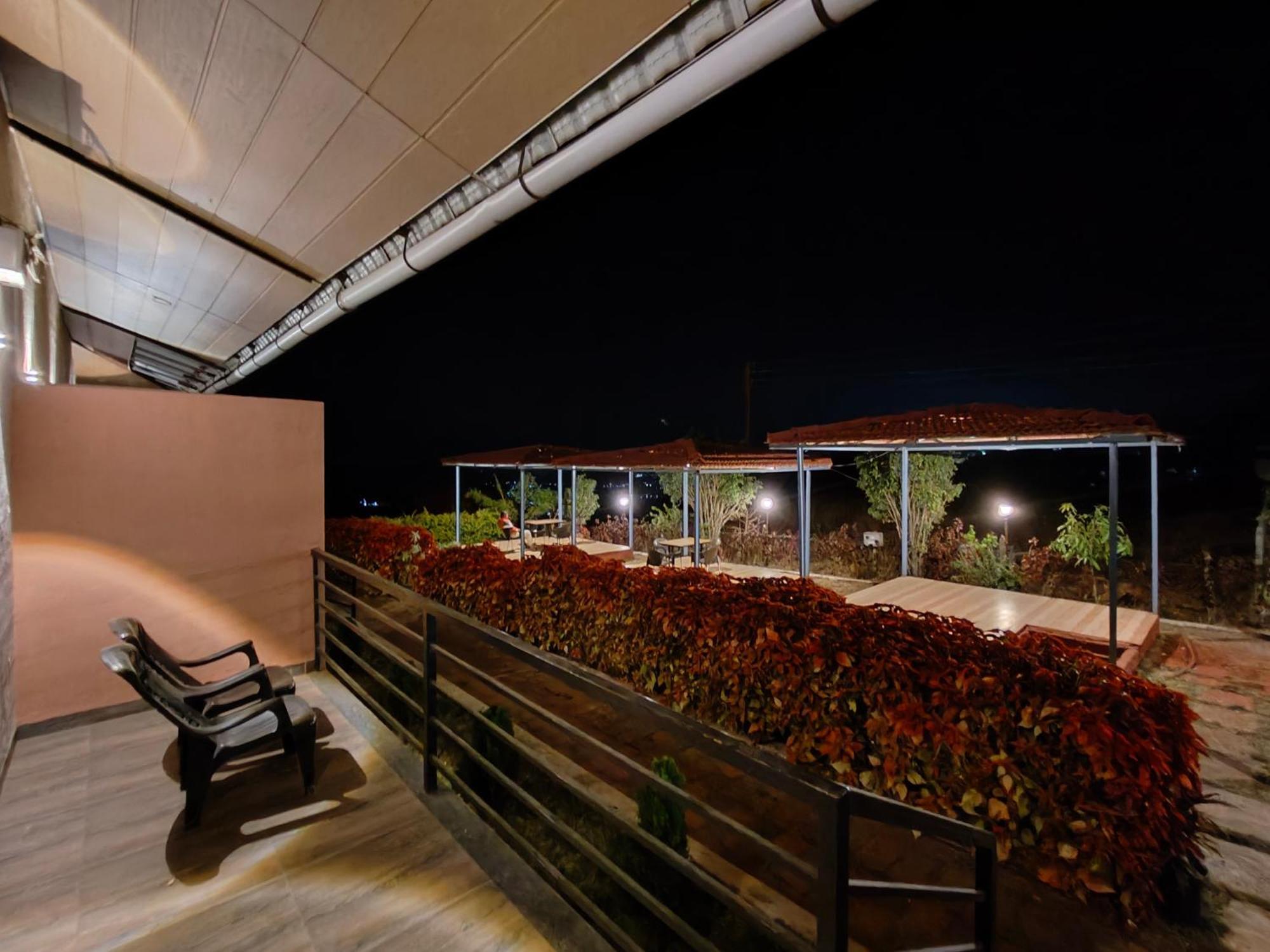 Vayu Resort - Kas Pathar Kanera Екстер'єр фото