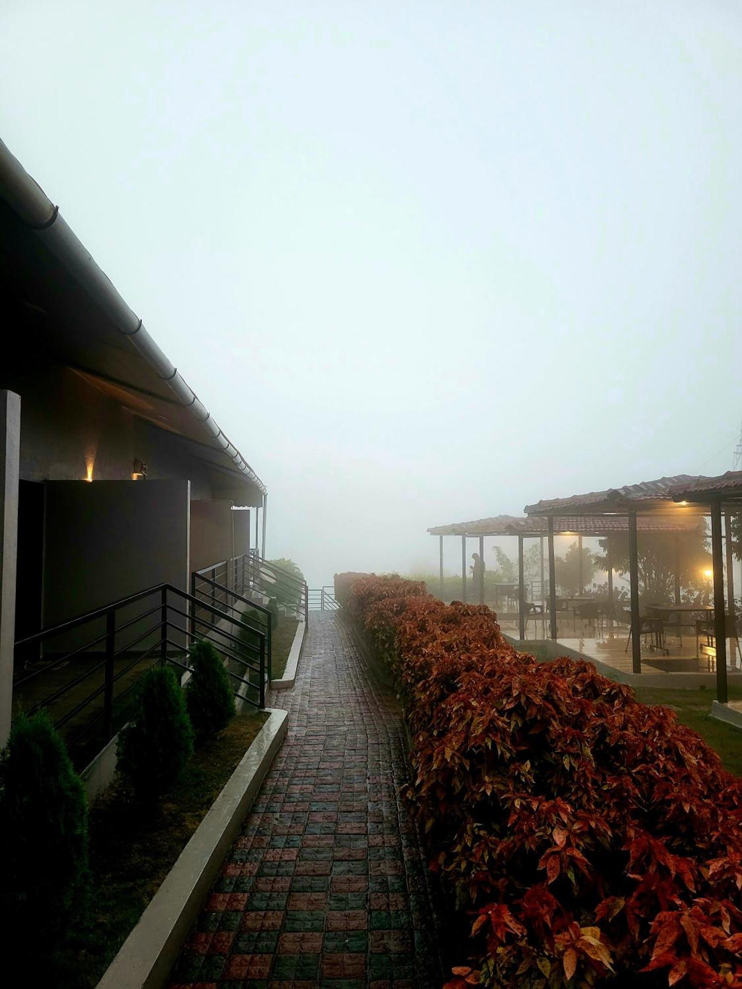 Vayu Resort - Kas Pathar Kanera Екстер'єр фото