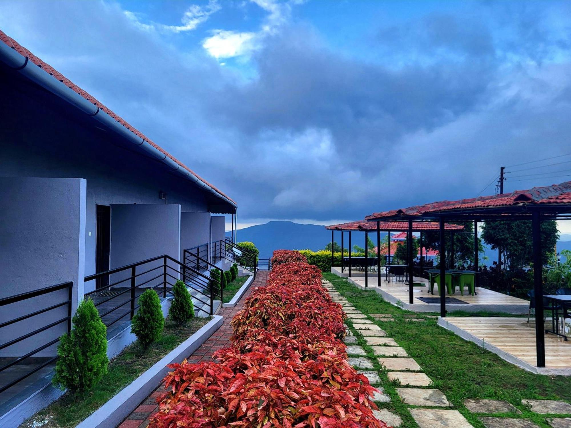 Vayu Resort - Kas Pathar Kanera Екстер'єр фото